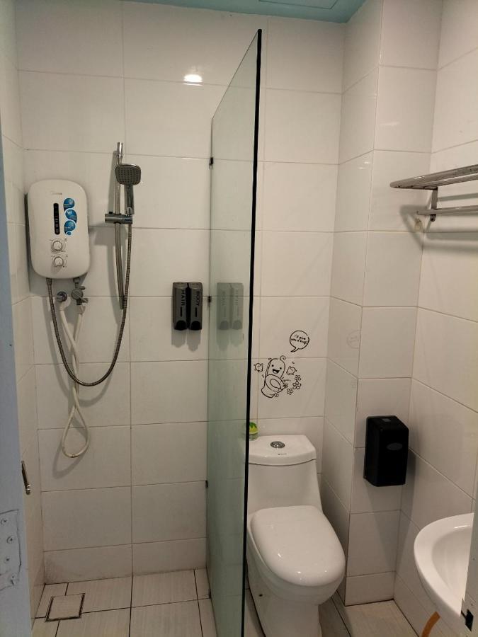The Wave 2br Seaview - High Floor L Unifi